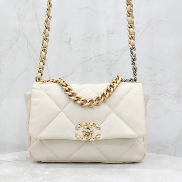 CHANEL Handbags - ✨🛍️ Chanel 19 White Lambskin Leather Medium Flap Bag